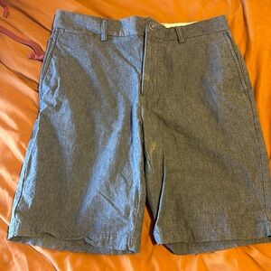 New W/O tags old navy shorts.